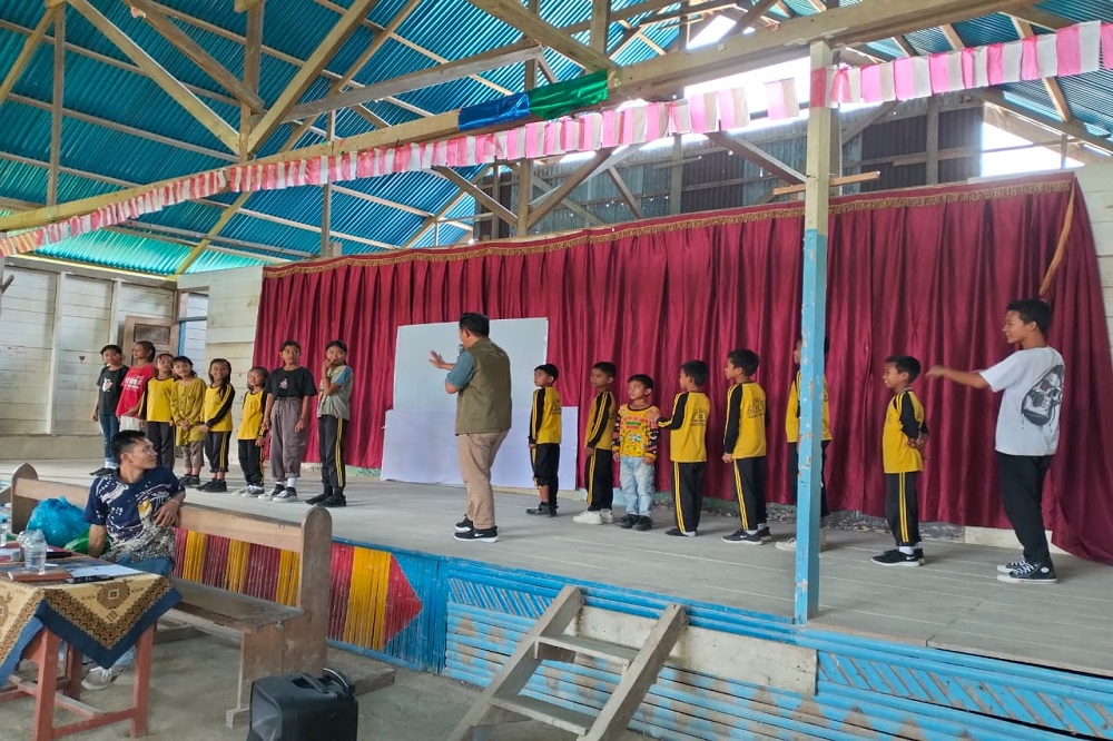 Mencintai dan mengenalkan Pangan Lokal pada siswa SD 21 Madobag