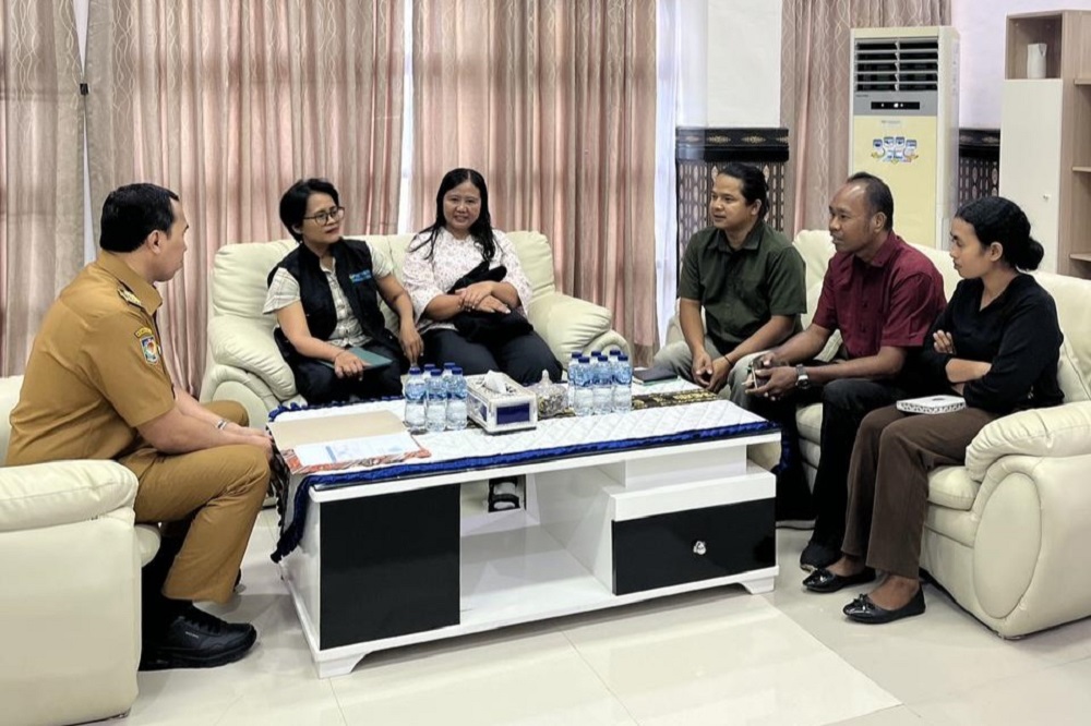 Audiensi untuk Perkuat Kolaborasi Program Sistem Kemandirian Pangan Lokal Berkelanjutan di Kabupaten Sabu Raijua.